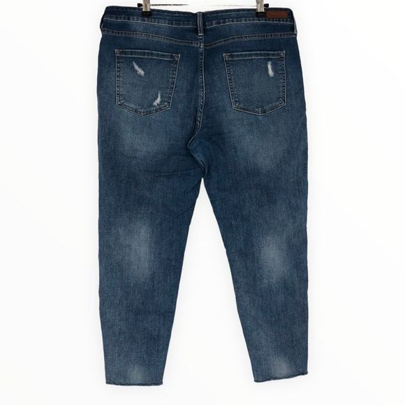 JUST USA Raquel Distressed Scissor Hem Cropped Skinny Jean size 14/32 - Picture 9 of 12